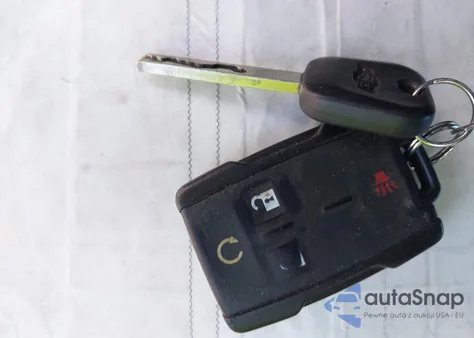 2017 Chevrolet Silverado 1500 1Lt from USA, damaged, VIN 3GCPCREC8HG379771